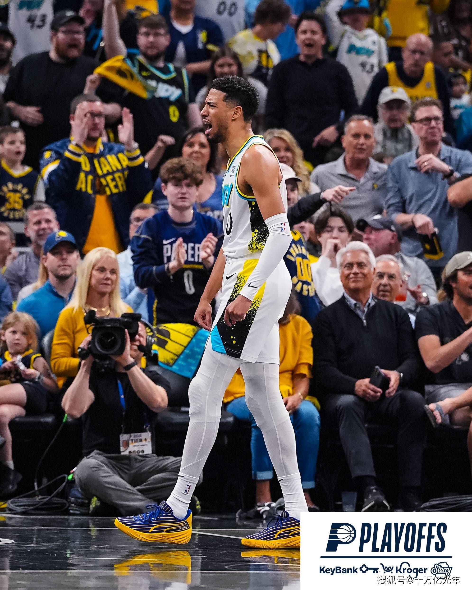 西亚卡姆回归赛场，连败首场状态亮眼，雄鹿观众沸腾！(加内特回归森林狼首秀)